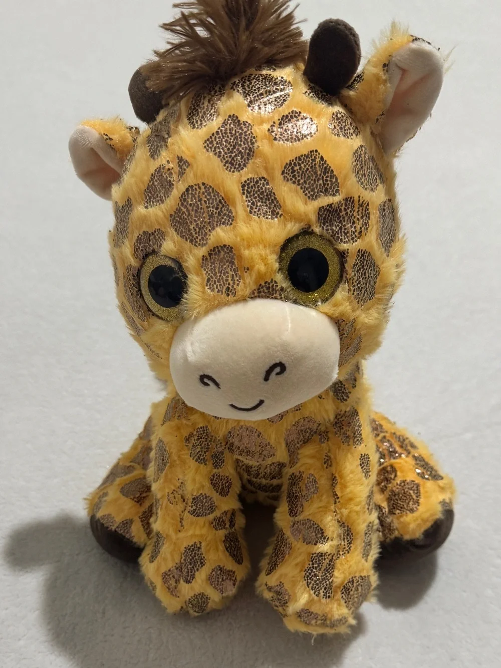 Hug Me 10 Inch Giraffe Plush Big Glitter Eyes Soft Stuffed Animal